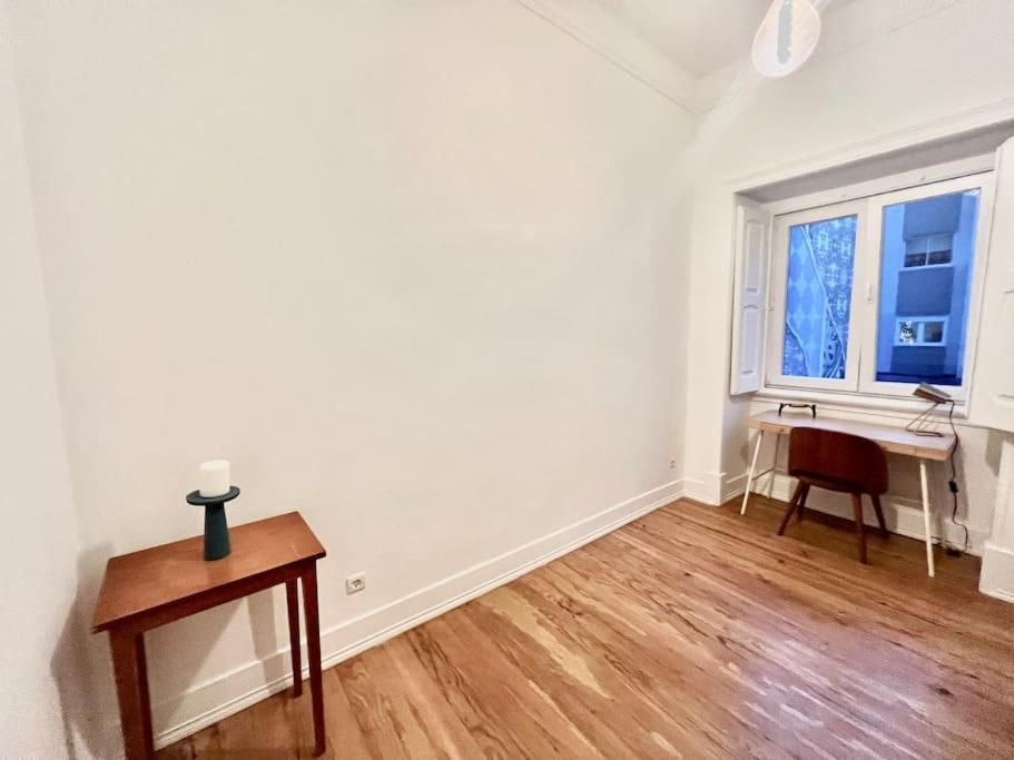 Beautiful Gloria - 120m2 With A/c And Garden Apartment Lissabon